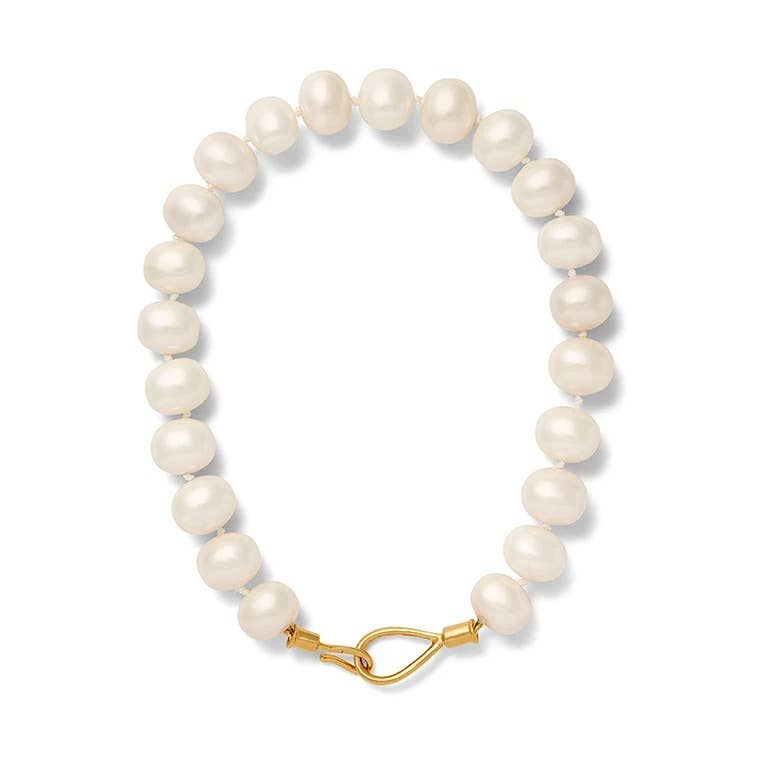 Classic Pearl Lasso Pebble Necklace