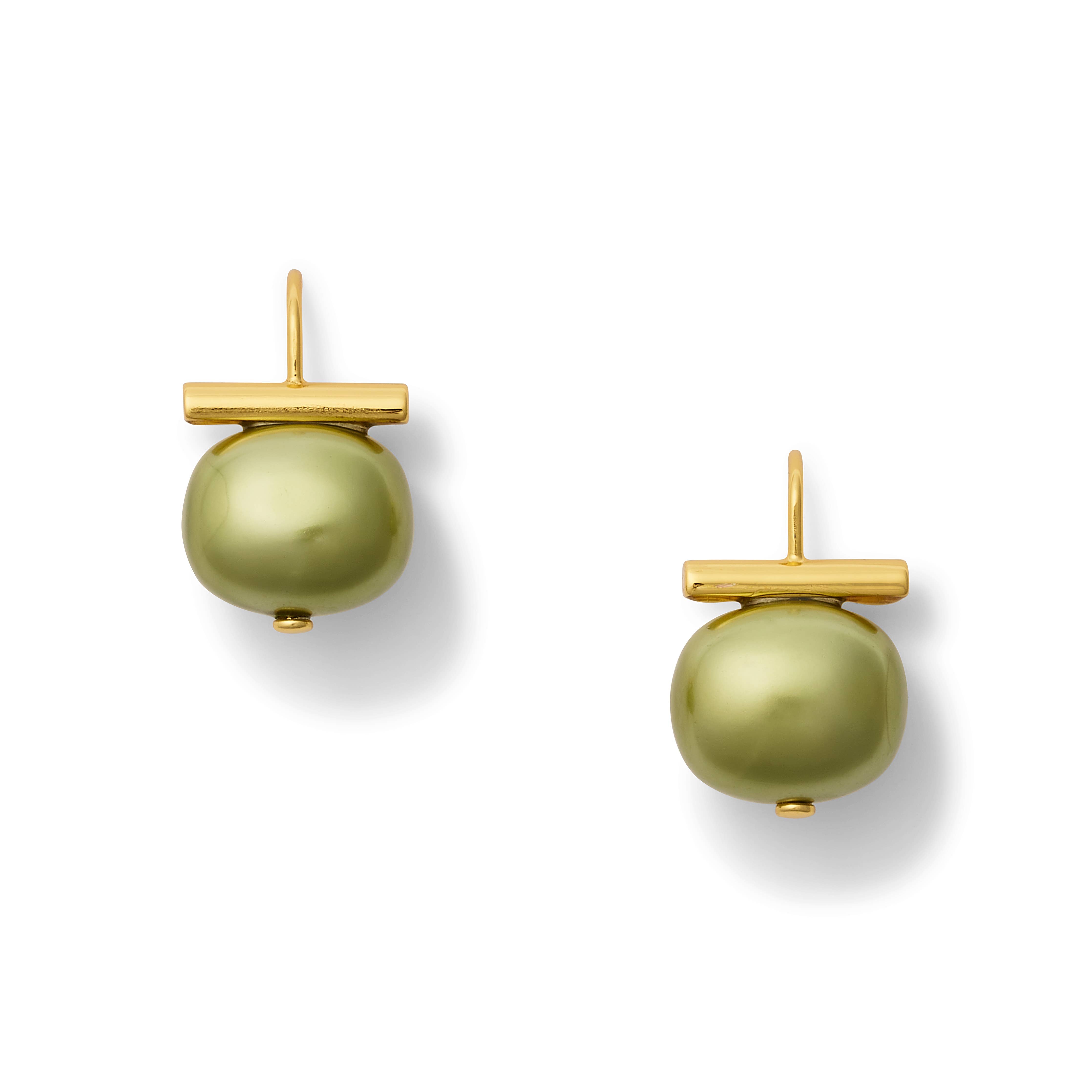 Lily Pad Forever Fave Pebble Pearl Earring