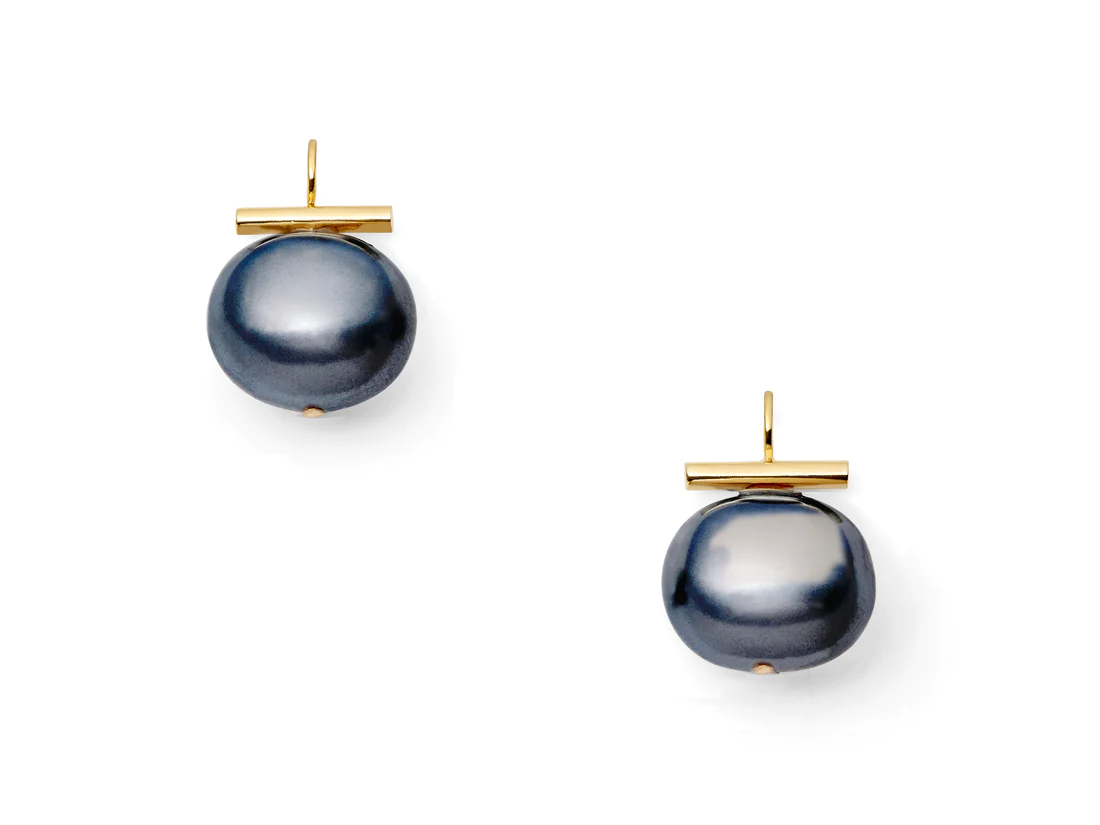 Statement Making Large Pebble Pearls
: Grey
