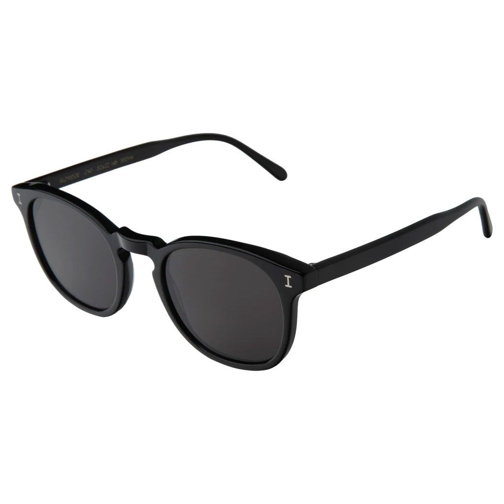 Eldridge black w/ grey flat lenses
