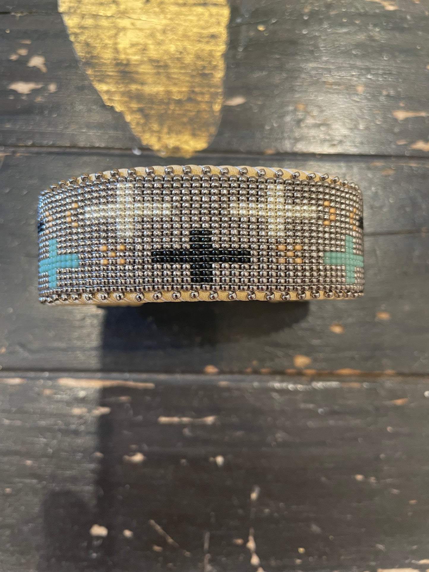 Etkie Sol Cuff