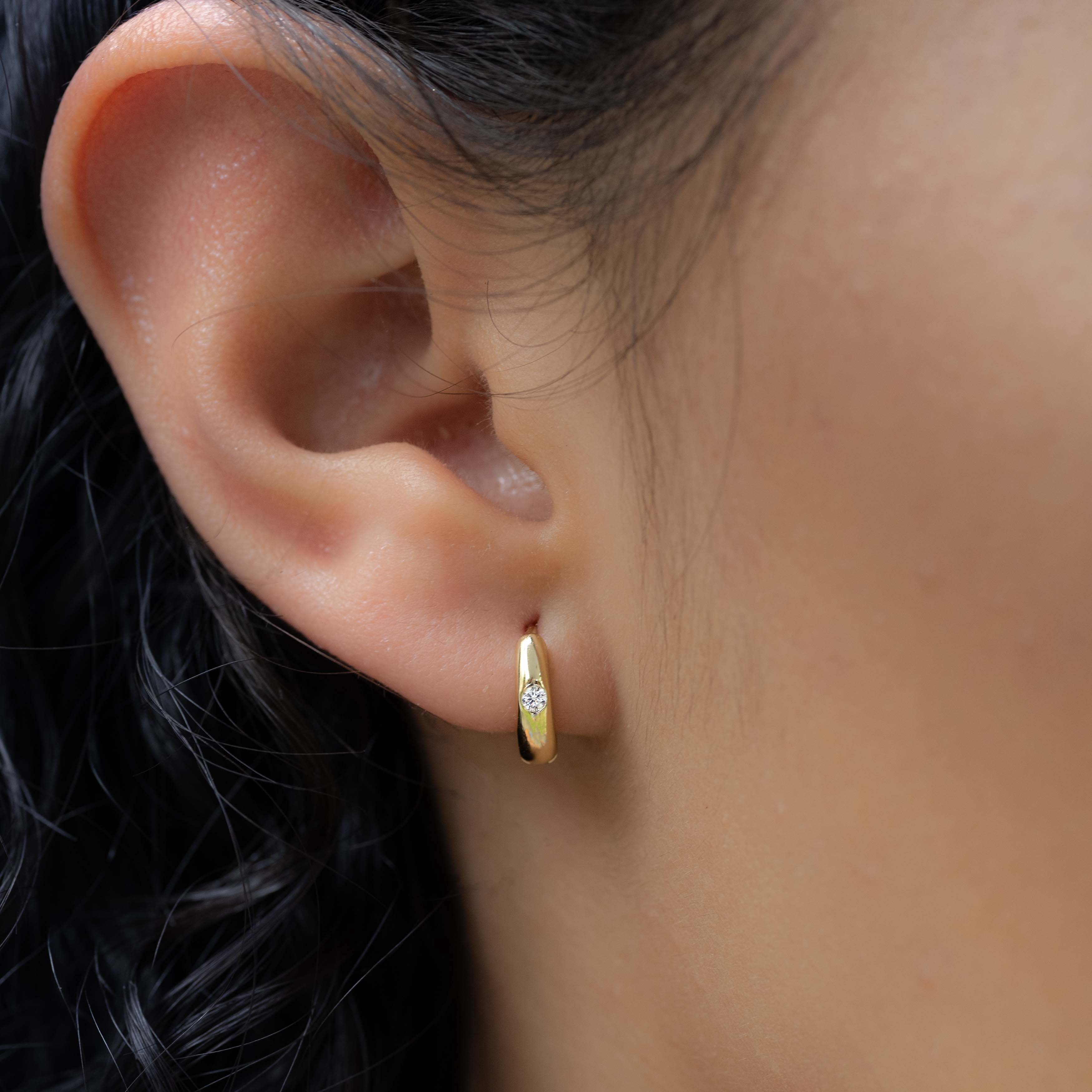 Dome Diamond Huggies