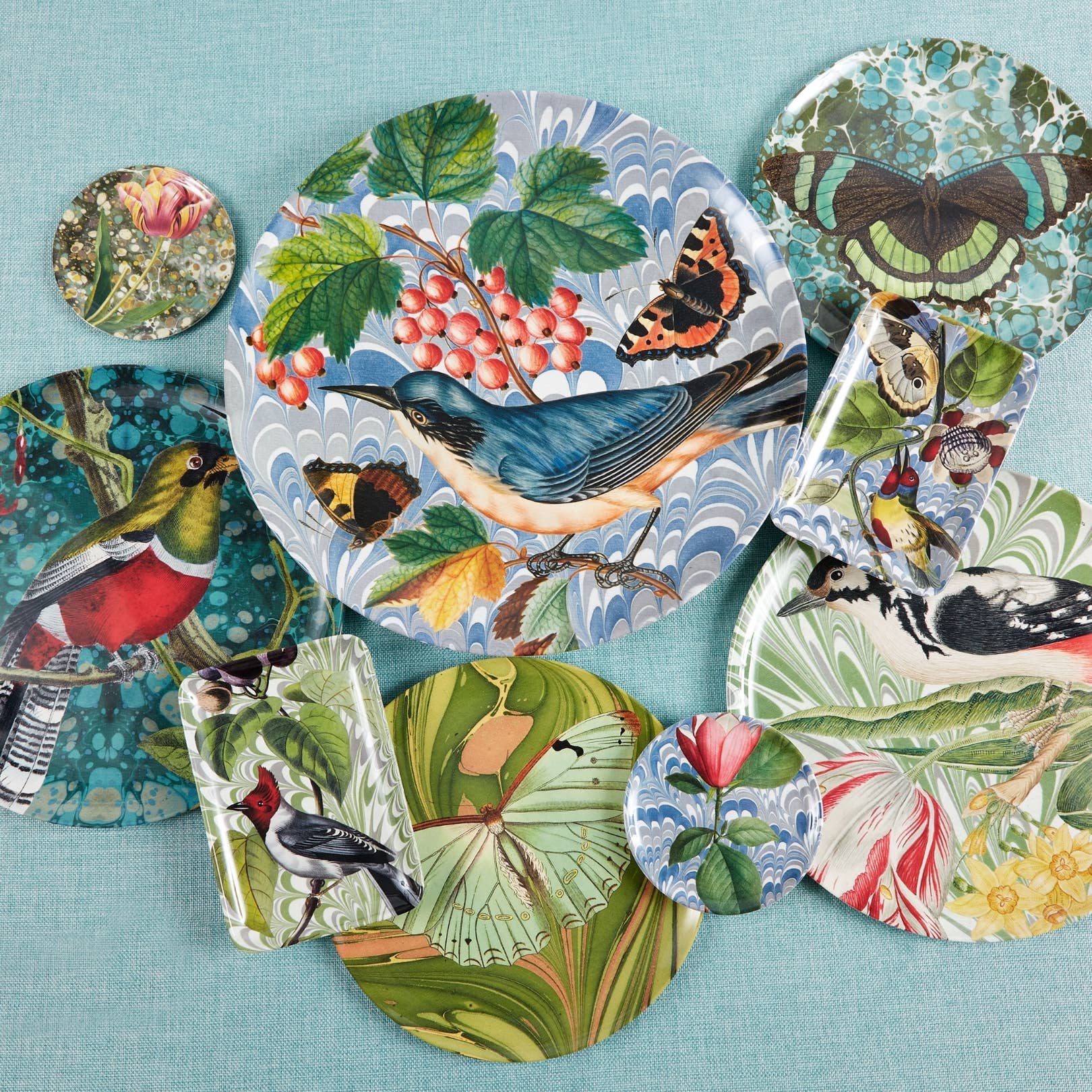 FLORA & FAUNA ROUND TRAY