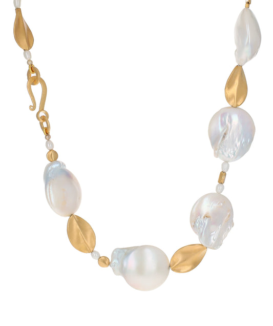 Pearls and Feather DREAM Necklace